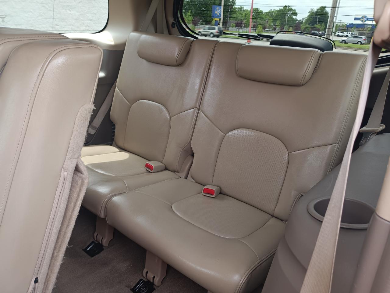 Nissan Pathfinder SE 4WD 2009