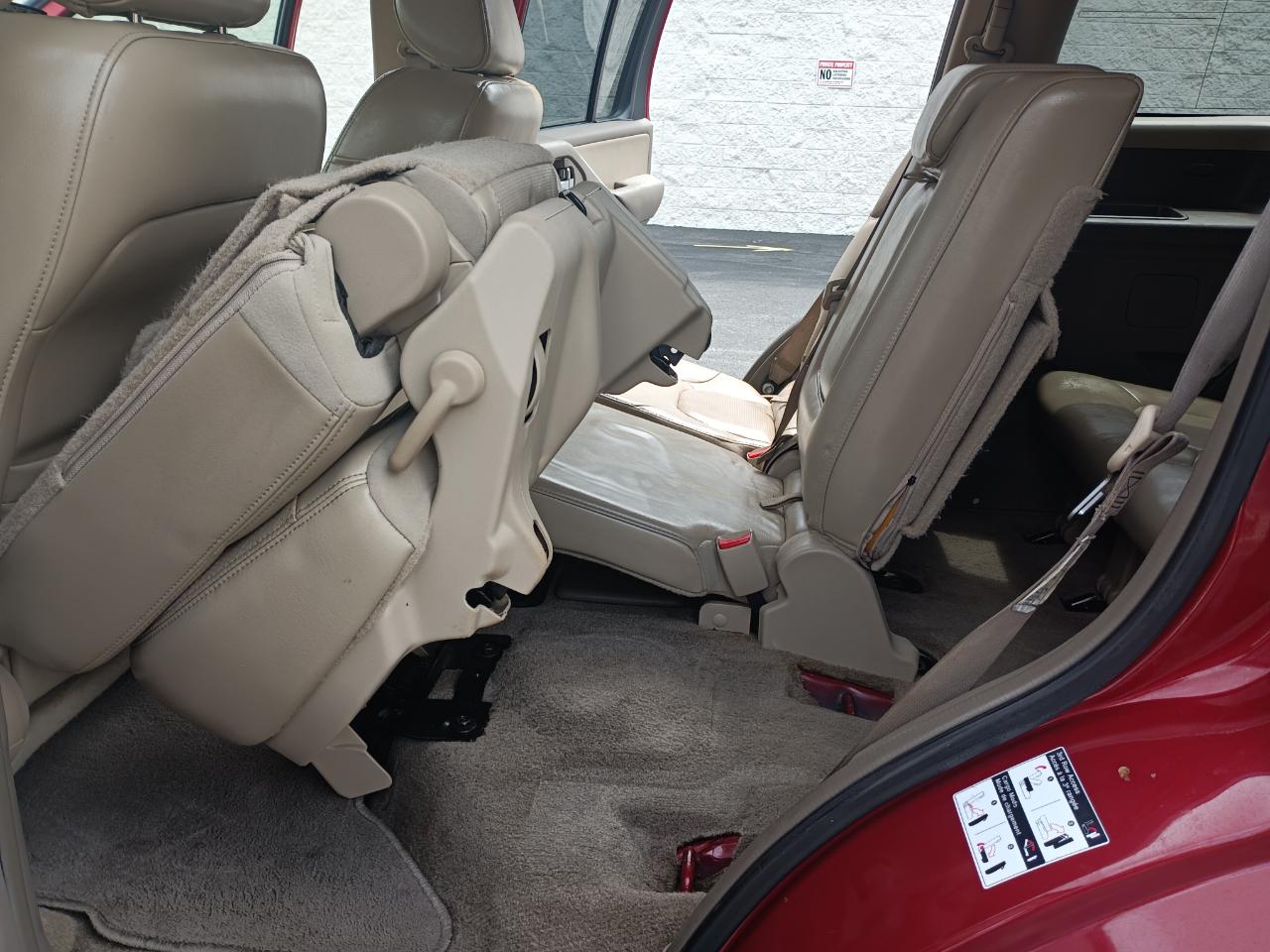 Nissan Pathfinder SE 4WD 2009