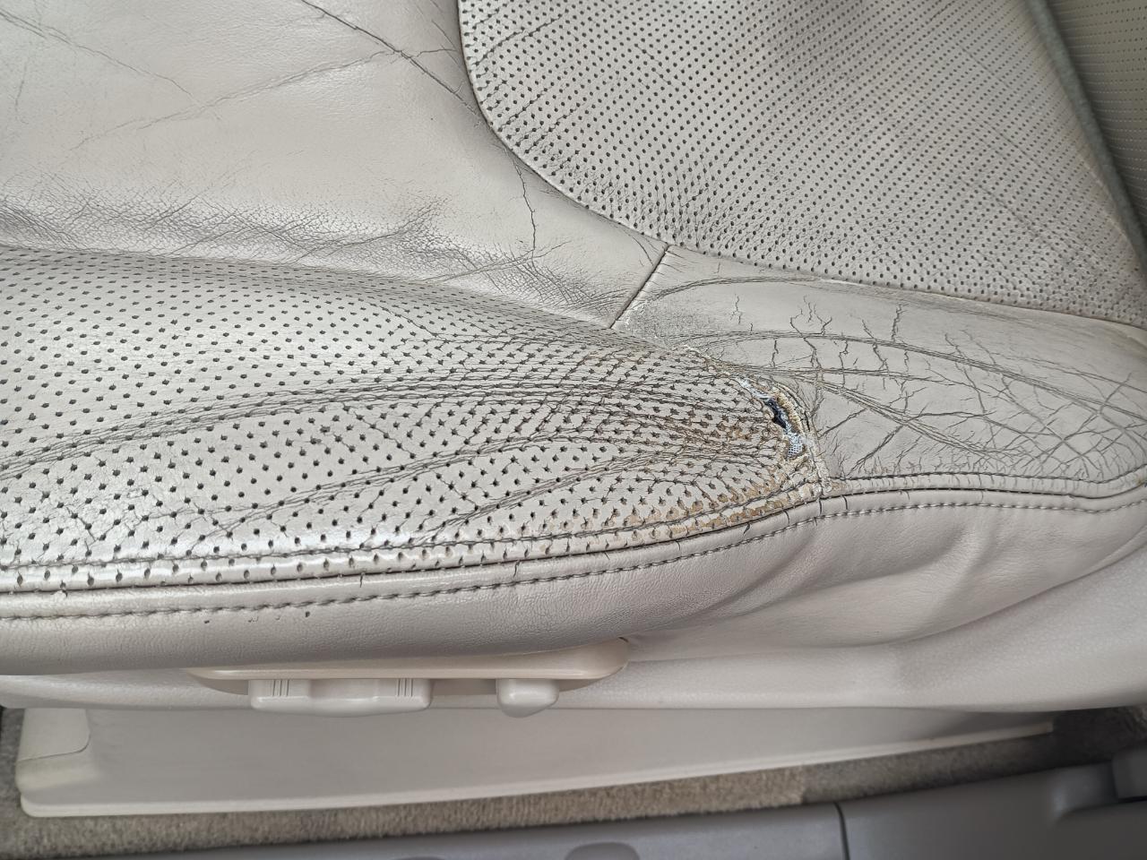 Nissan Pathfinder SE 4WD 2009