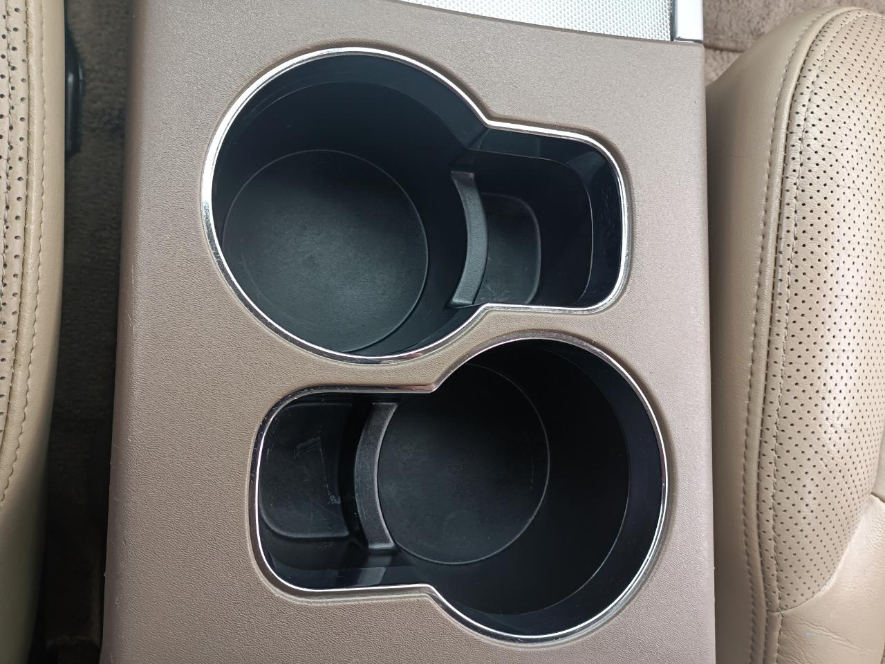 Nissan Pathfinder SE 4WD 2009