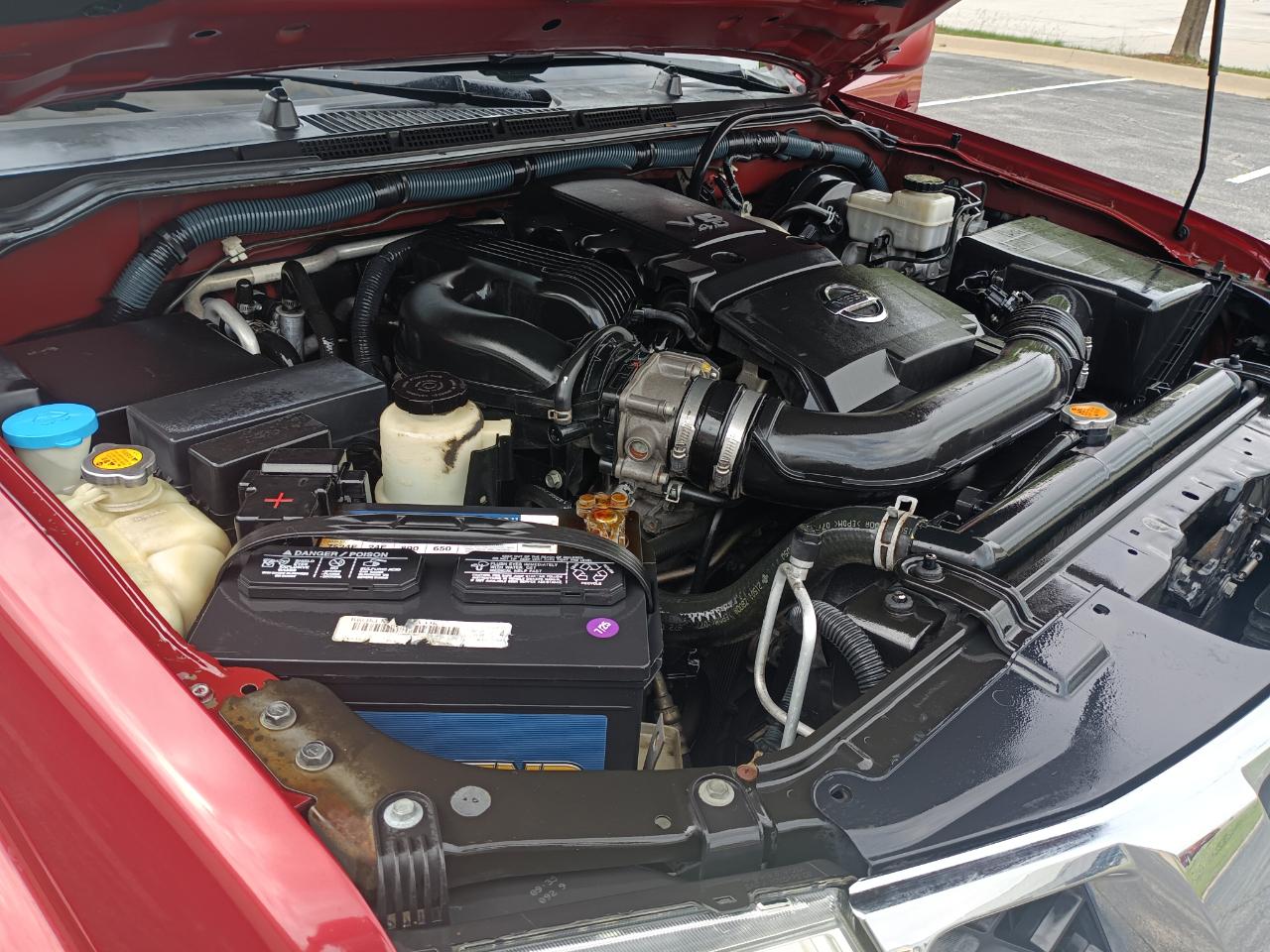 Nissan Pathfinder SE 4WD 2009