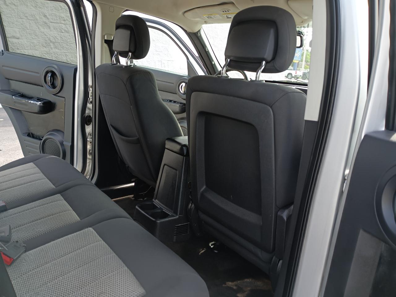 Dodge Nitro SXT 4WD 2010