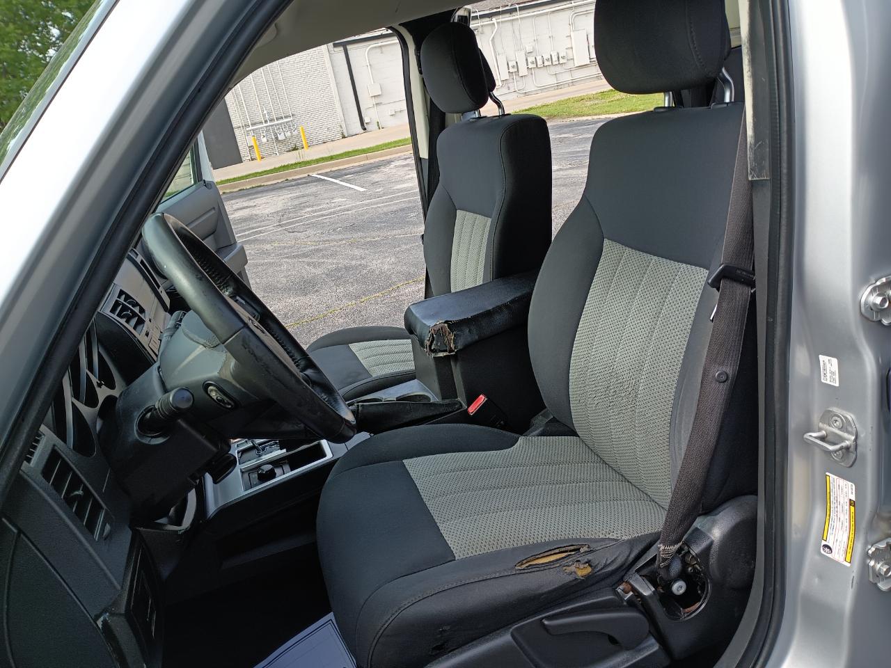 Dodge Nitro SXT 4WD 2010