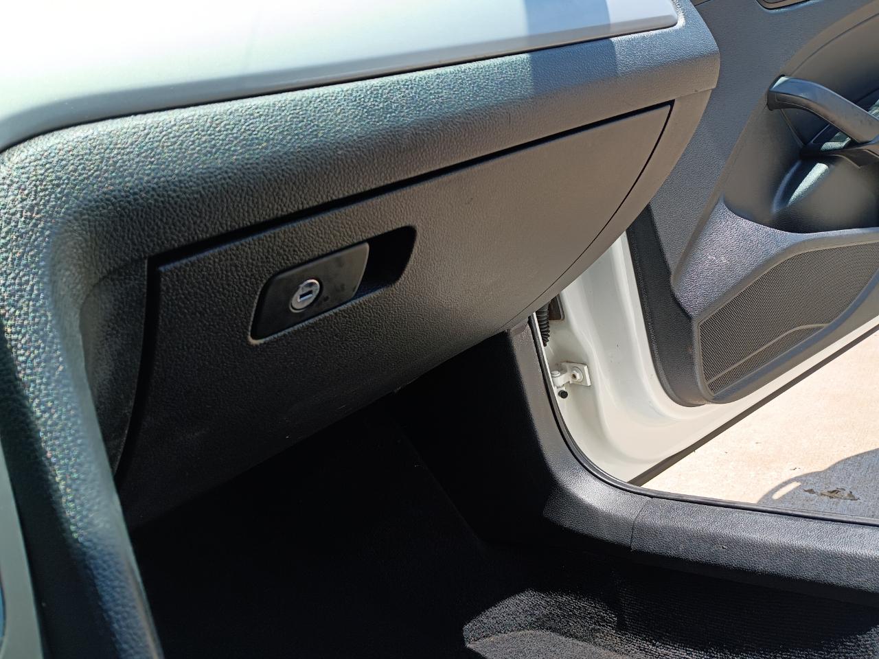 Volkswagen Passat 1.8T Wolfsburg AT 2014