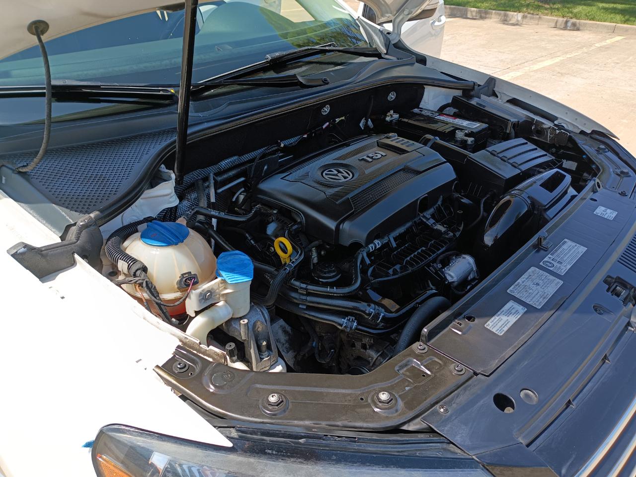 Volkswagen Passat 1.8T Wolfsburg AT 2014
