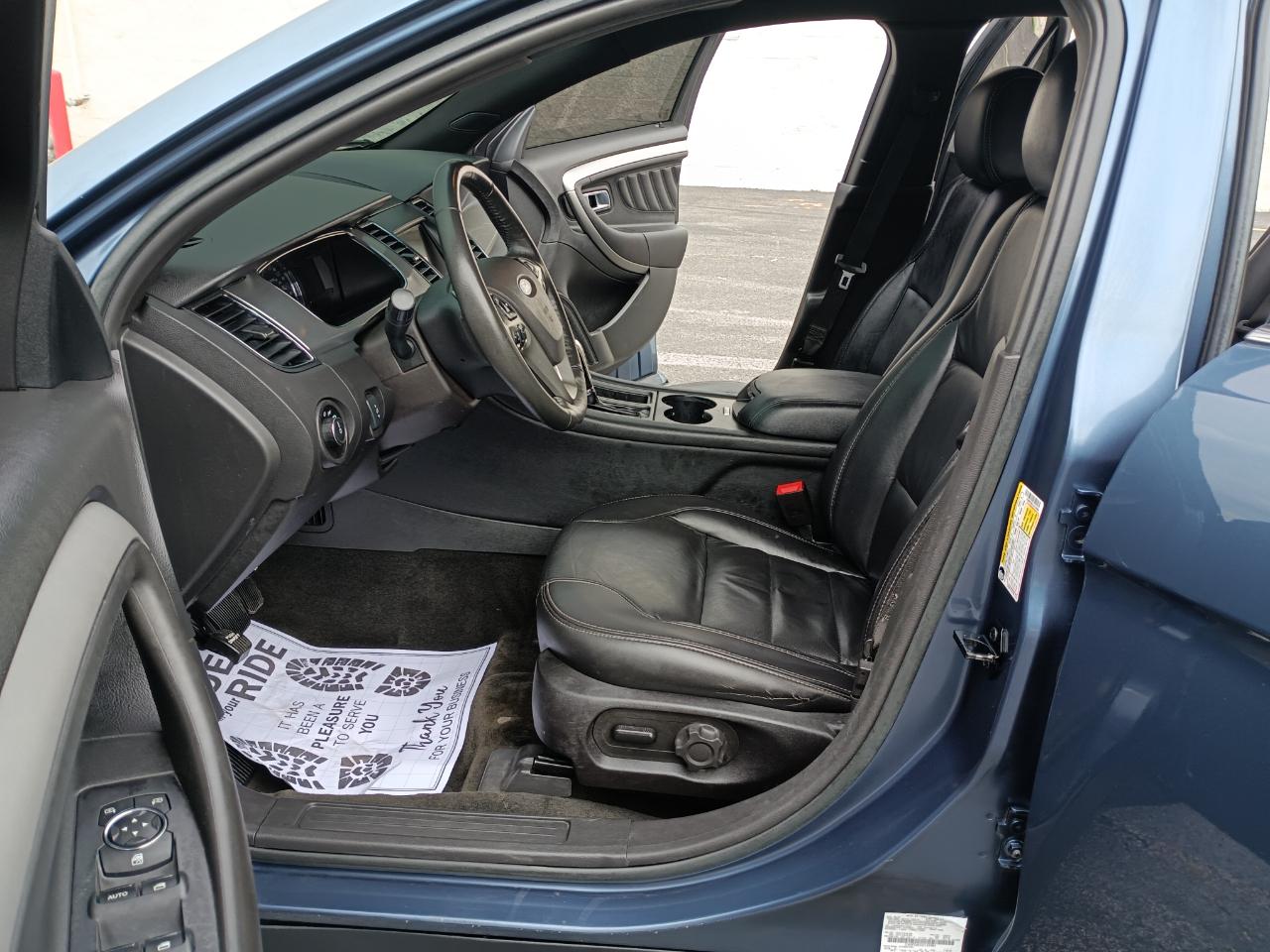 Ford Taurus SEL FWD 2018