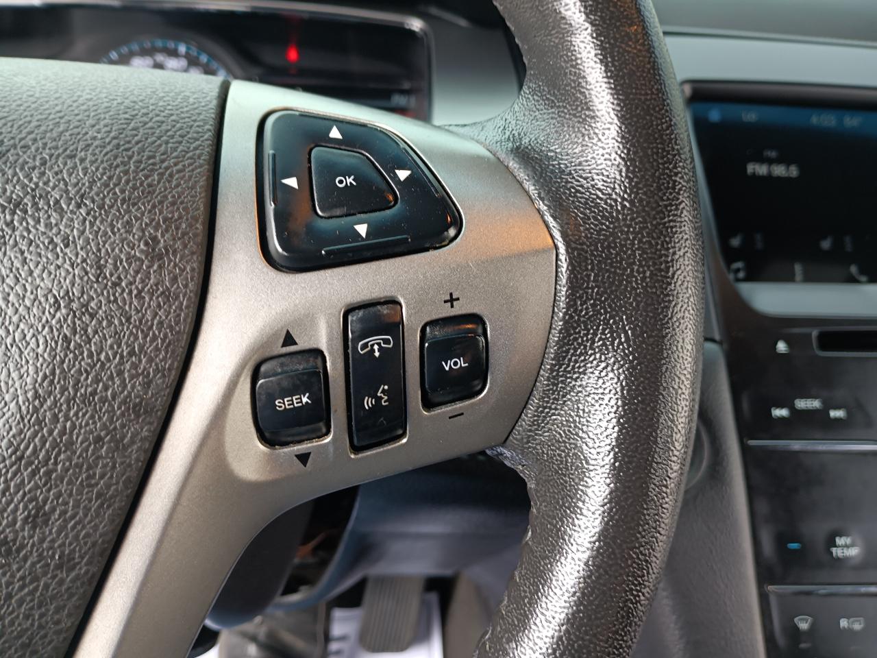 Ford Taurus SEL FWD 2018