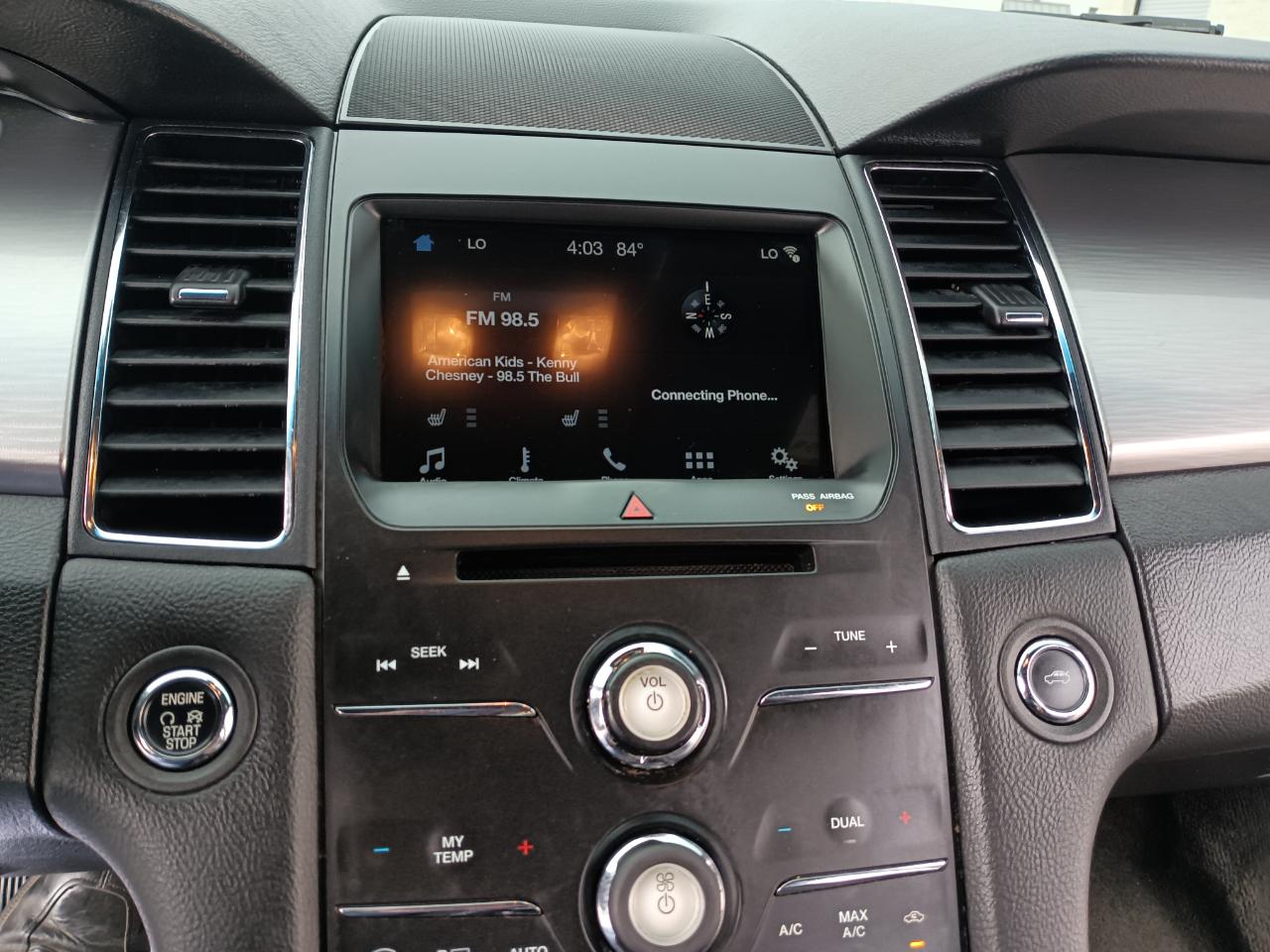 Ford Taurus SEL FWD 2018