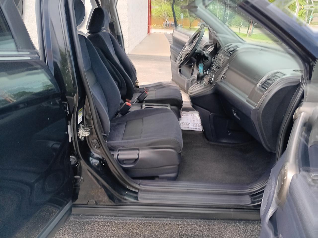 Honda CR-V SE 2011