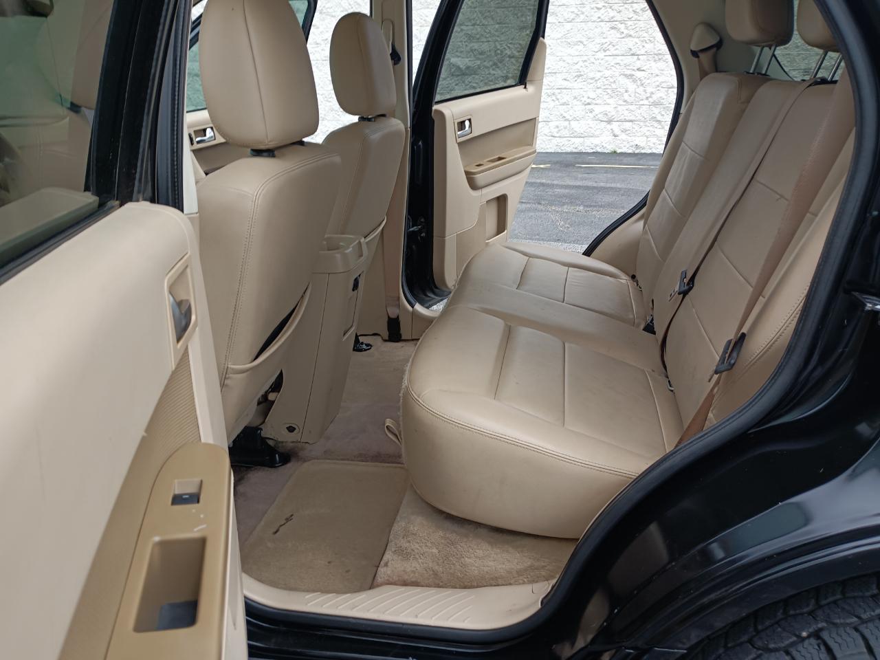 Ford Escape Limited FWD 2012