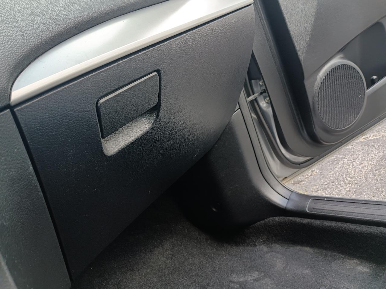 Mazda MAZDA3 i Sport 4-Door 2013