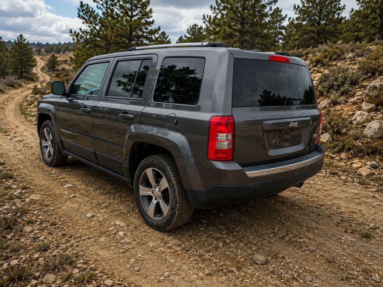 Jeep Patriot Latitude 2WD 2016