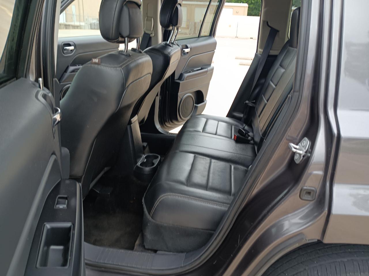 Jeep Patriot Latitude 2WD 2016