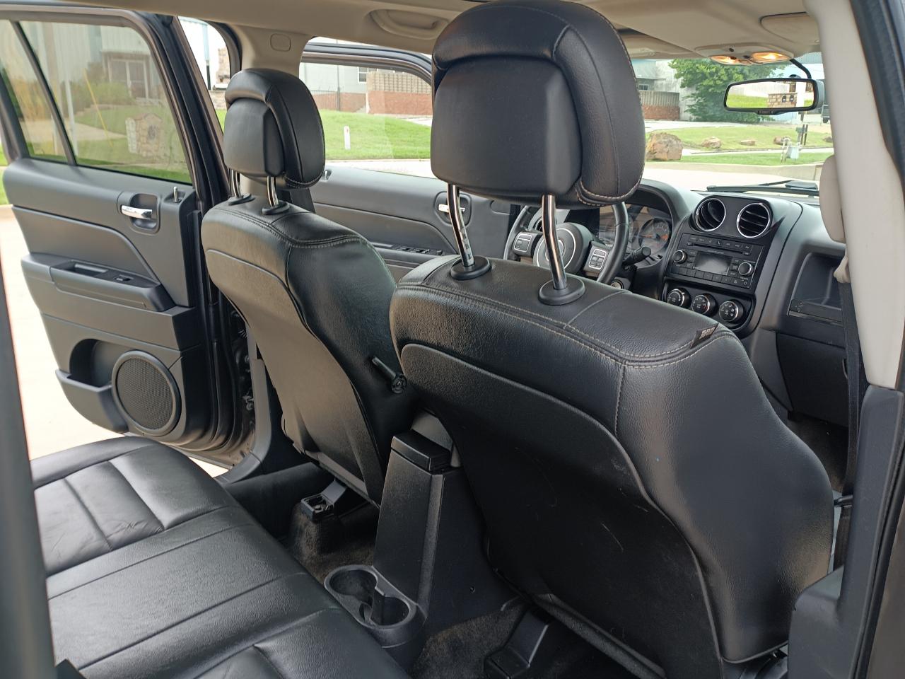 Jeep Patriot Latitude 2WD 2016