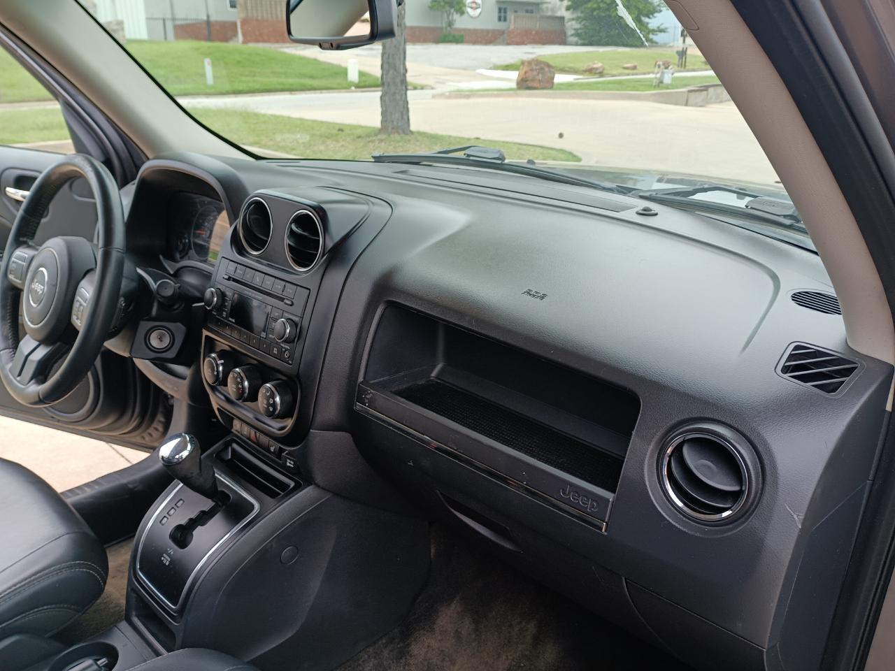 Jeep Patriot Latitude 2WD 2016