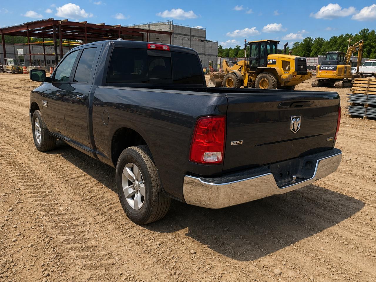 RAM 1500 SLT Quad Cab 2WD 2017