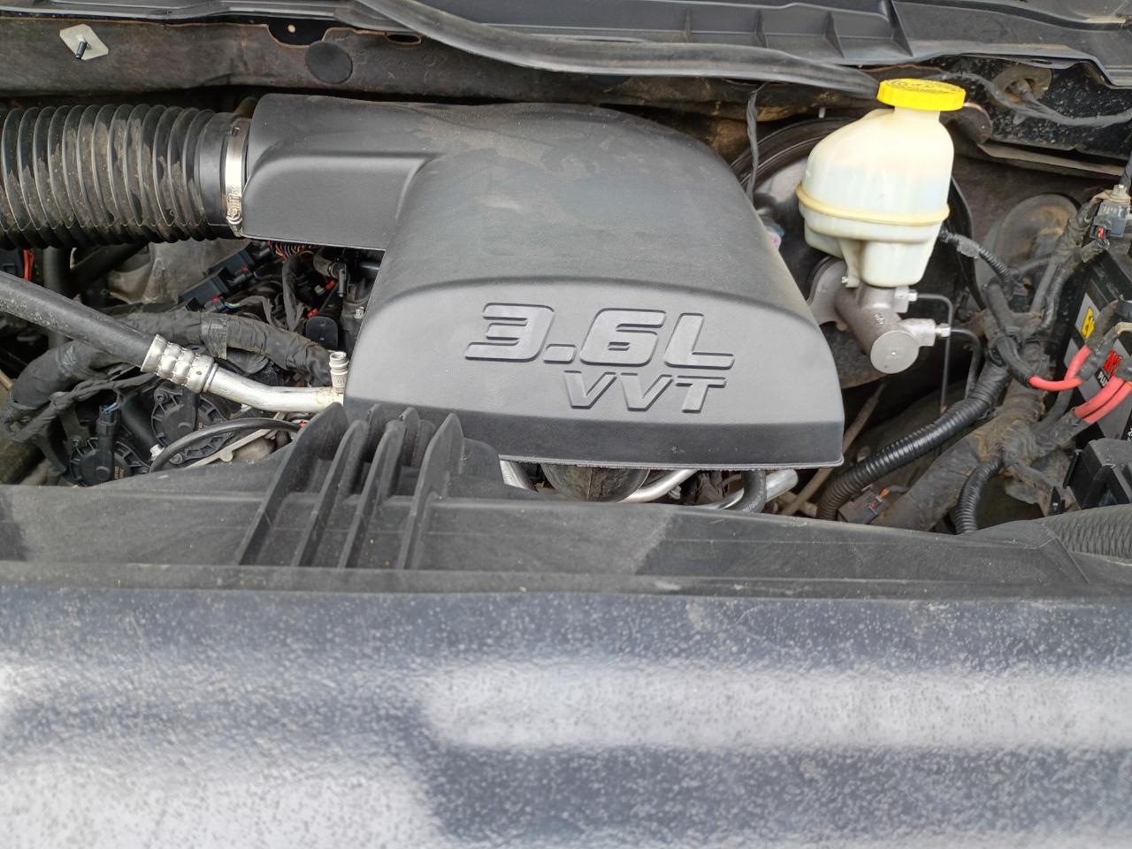 RAM 1500 SLT Quad Cab 2WD 2017