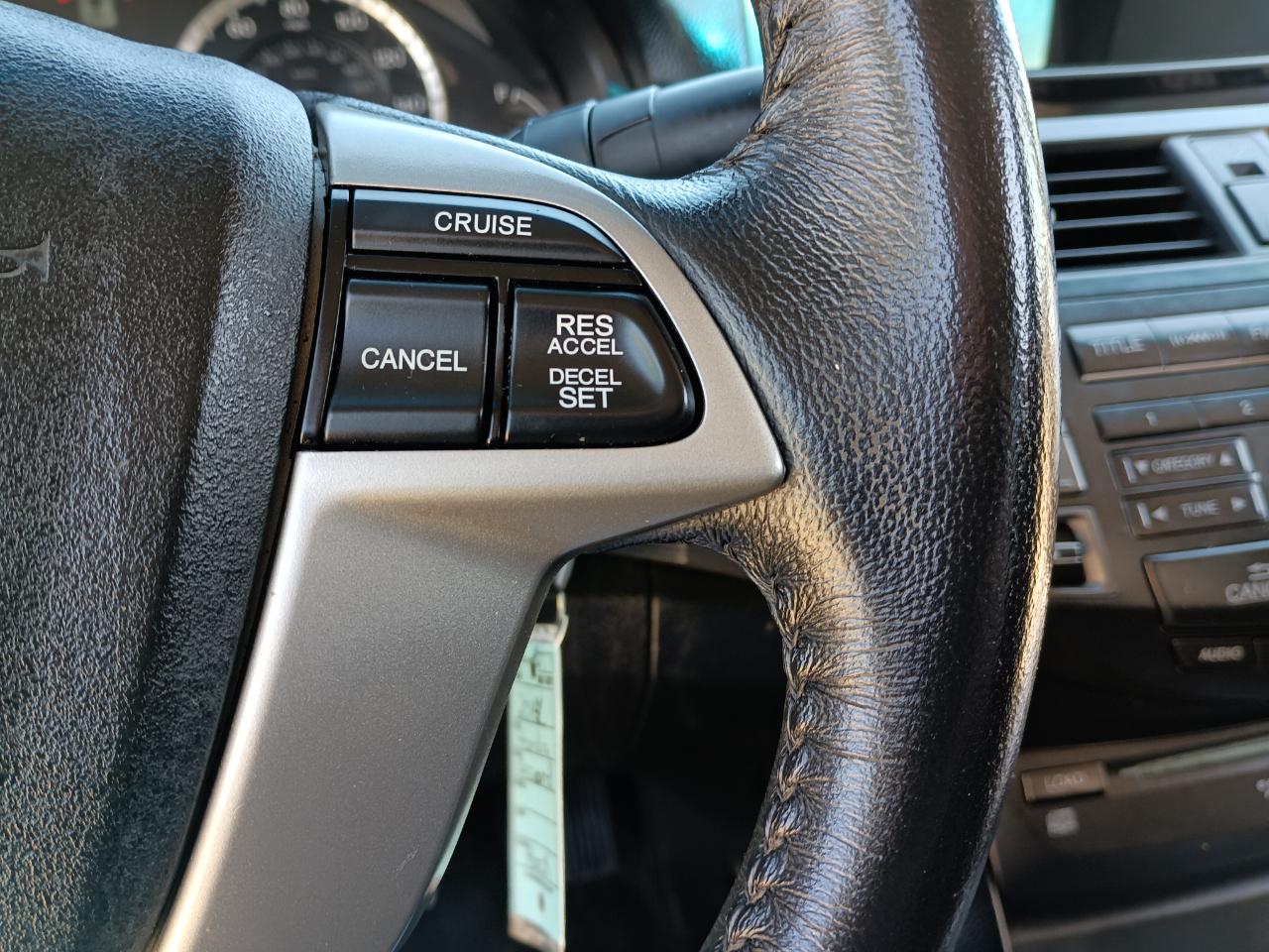 Honda Accord EX-L Coupe AT 2012