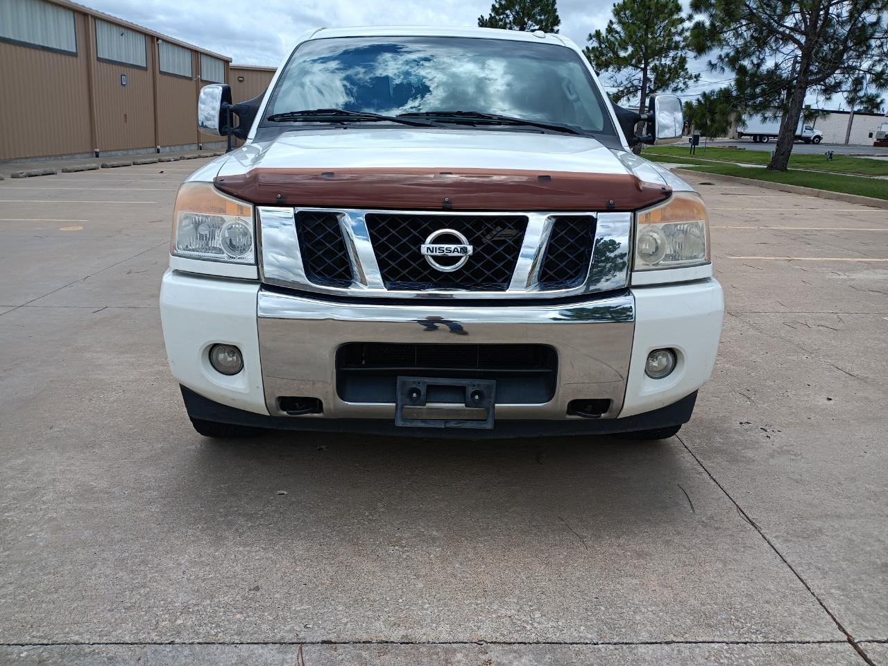 Nissan Titan SV Crew Cab 2WD 2015
