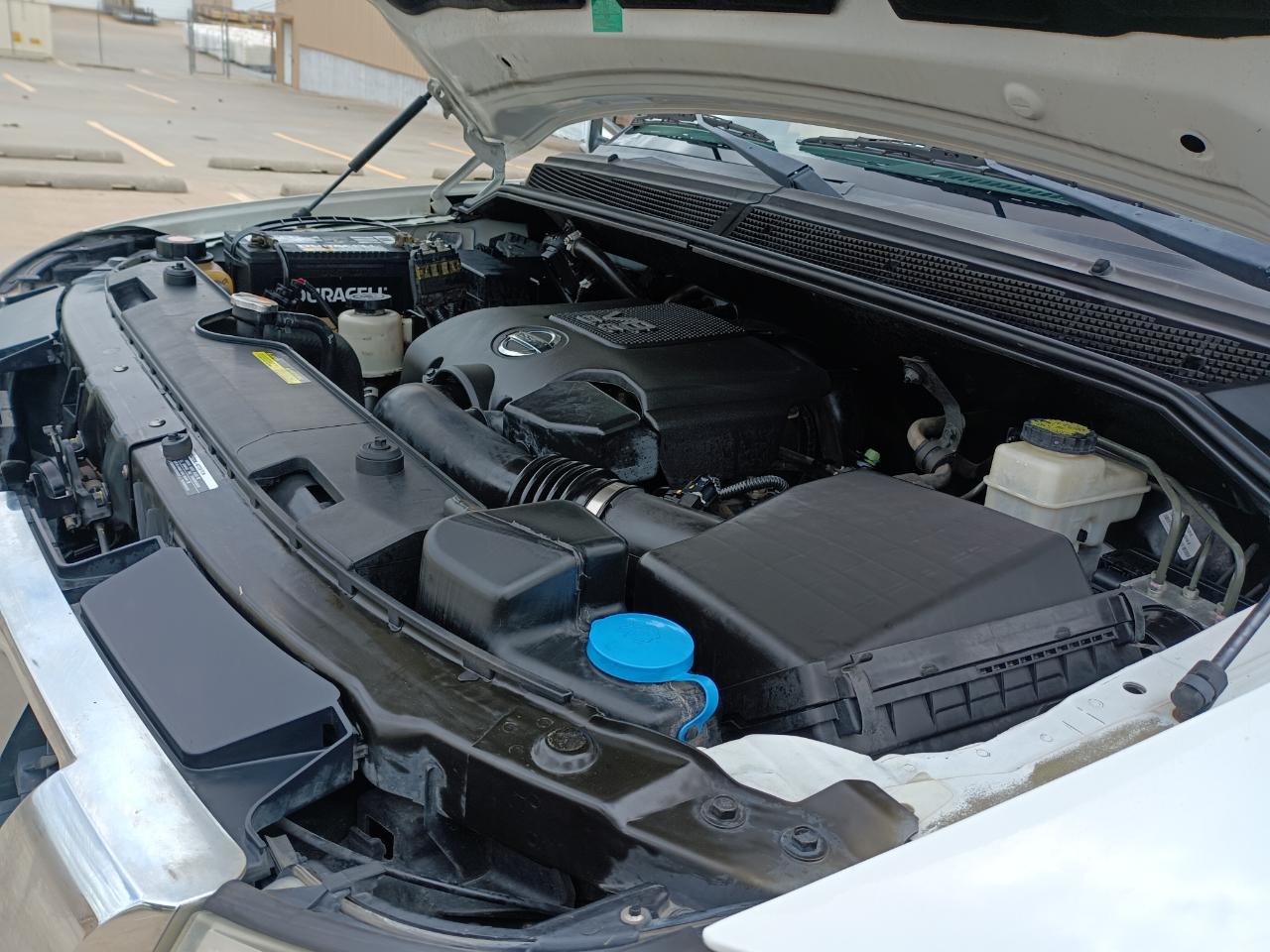 Nissan Titan SV Crew Cab 2WD 2015