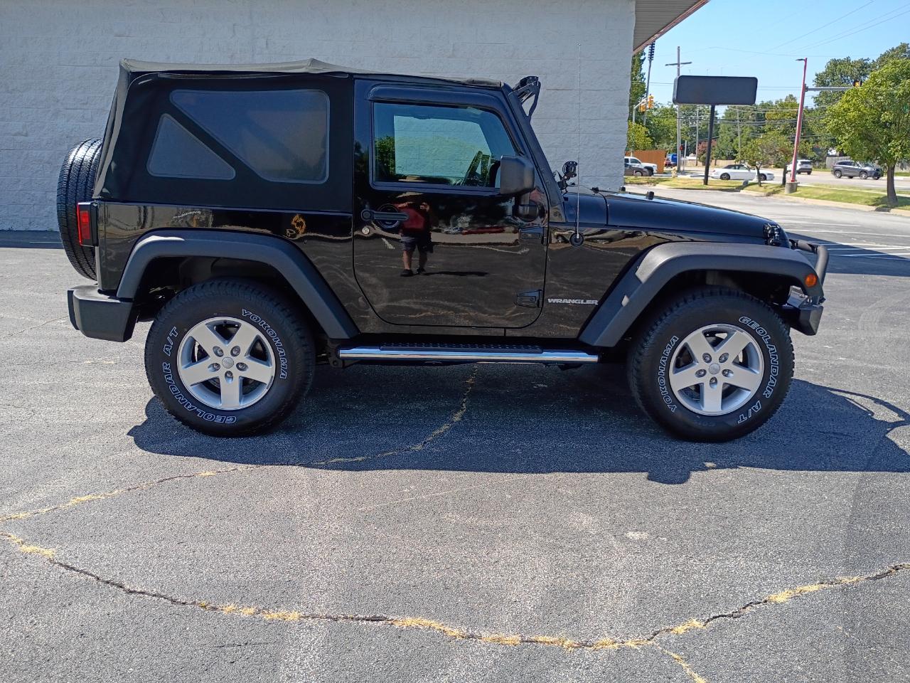 Jeep Wrangler Sport 4WD 2013