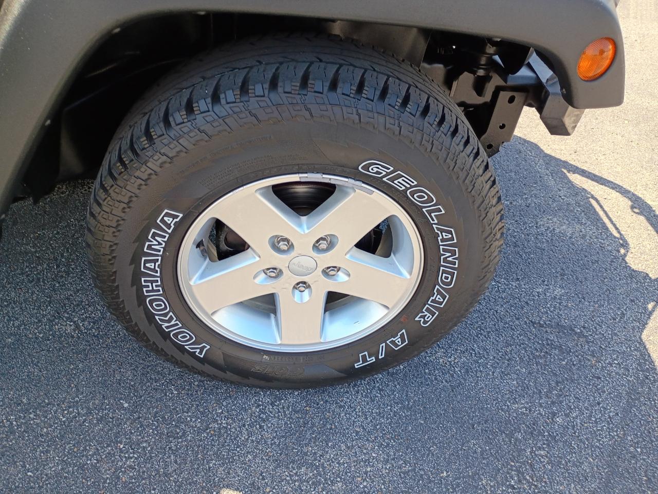 Jeep Wrangler Sport 4WD 2013
