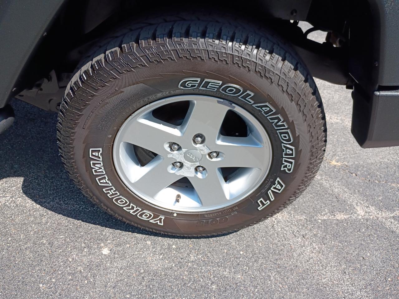 Jeep Wrangler Sport 4WD 2013