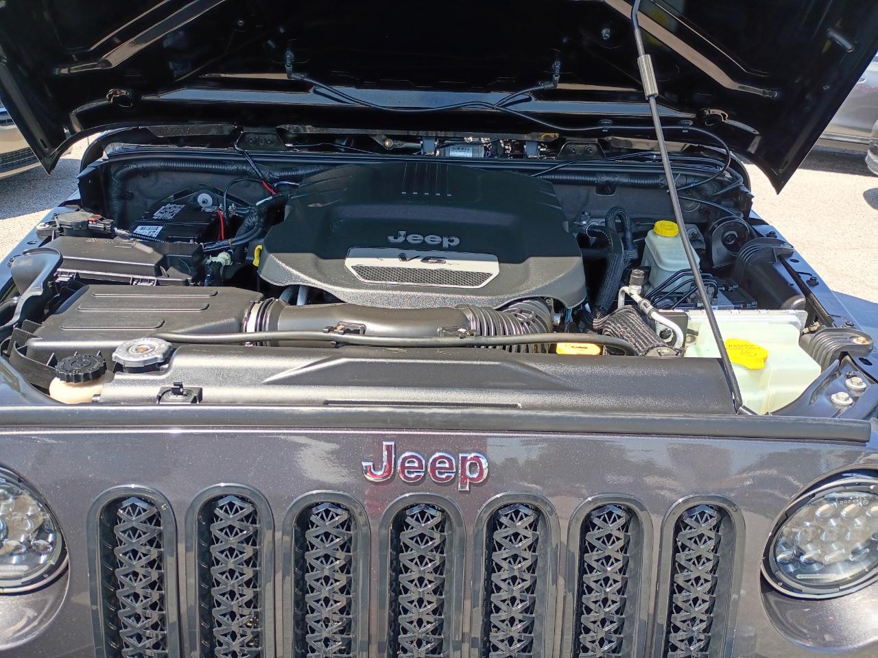 Jeep Wrangler Sport 4WD 2013