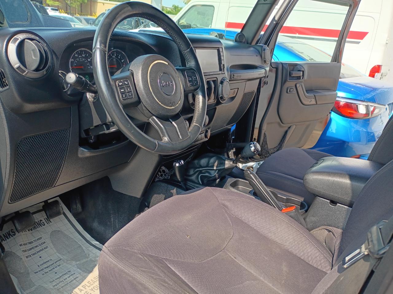 Jeep Wrangler Sport 4WD 2013