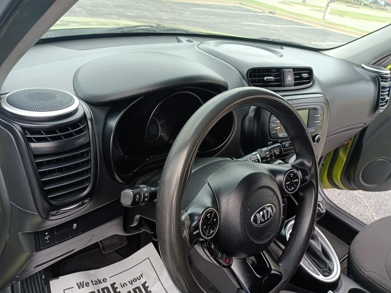 Kia Soul Base 6A 2016