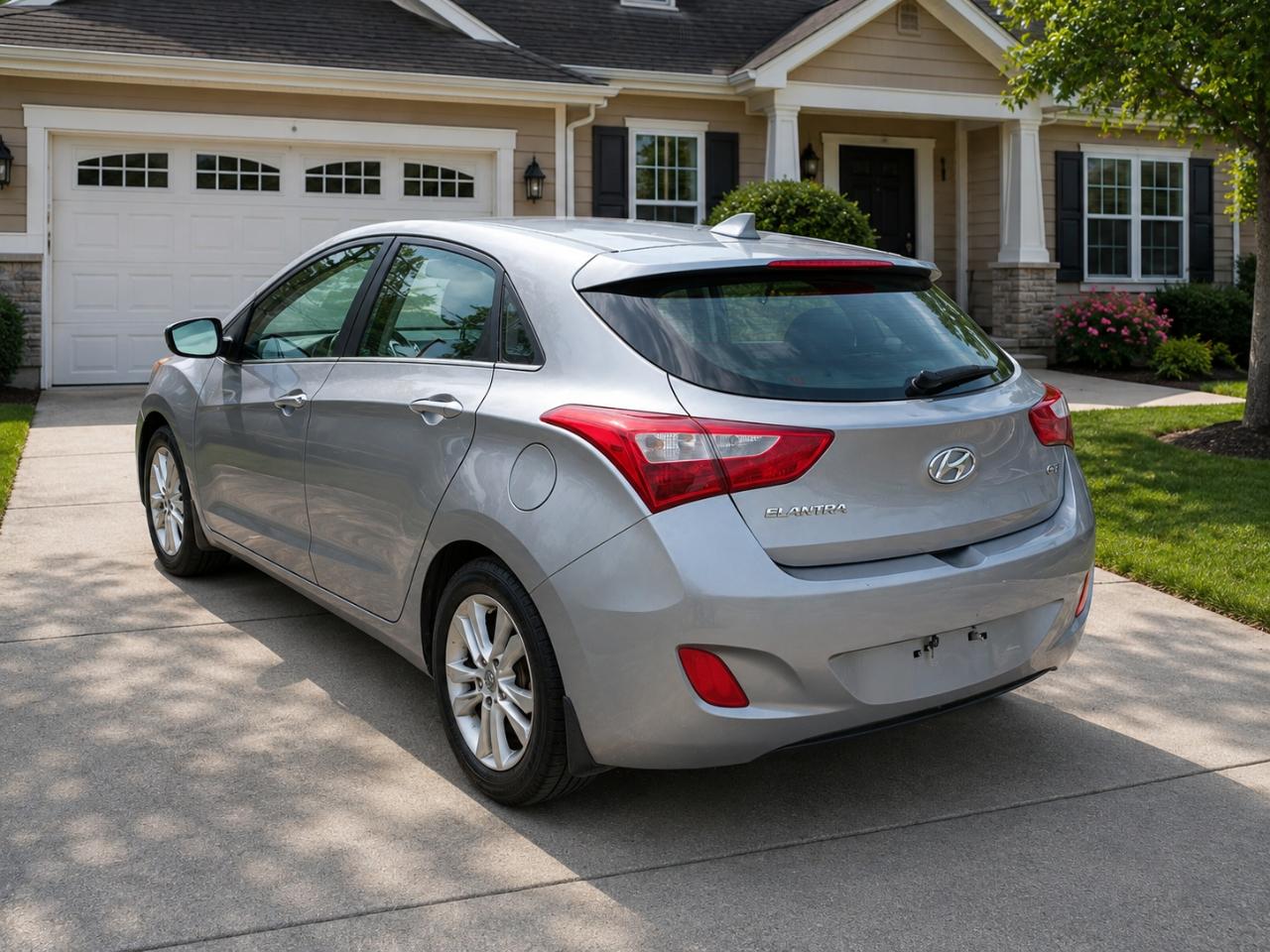 Hyundai Elantra GT A/T 2013