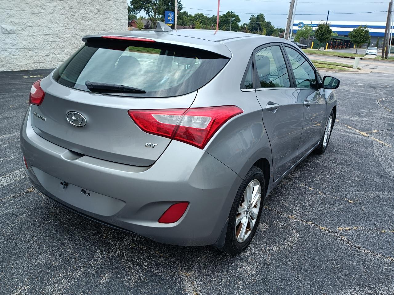 Hyundai Elantra GT A/T 2013