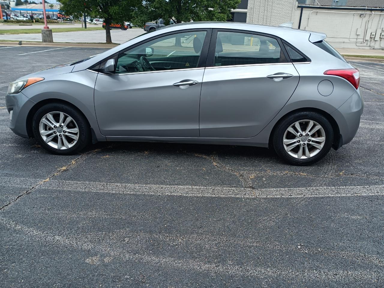 Hyundai Elantra GT A/T 2013