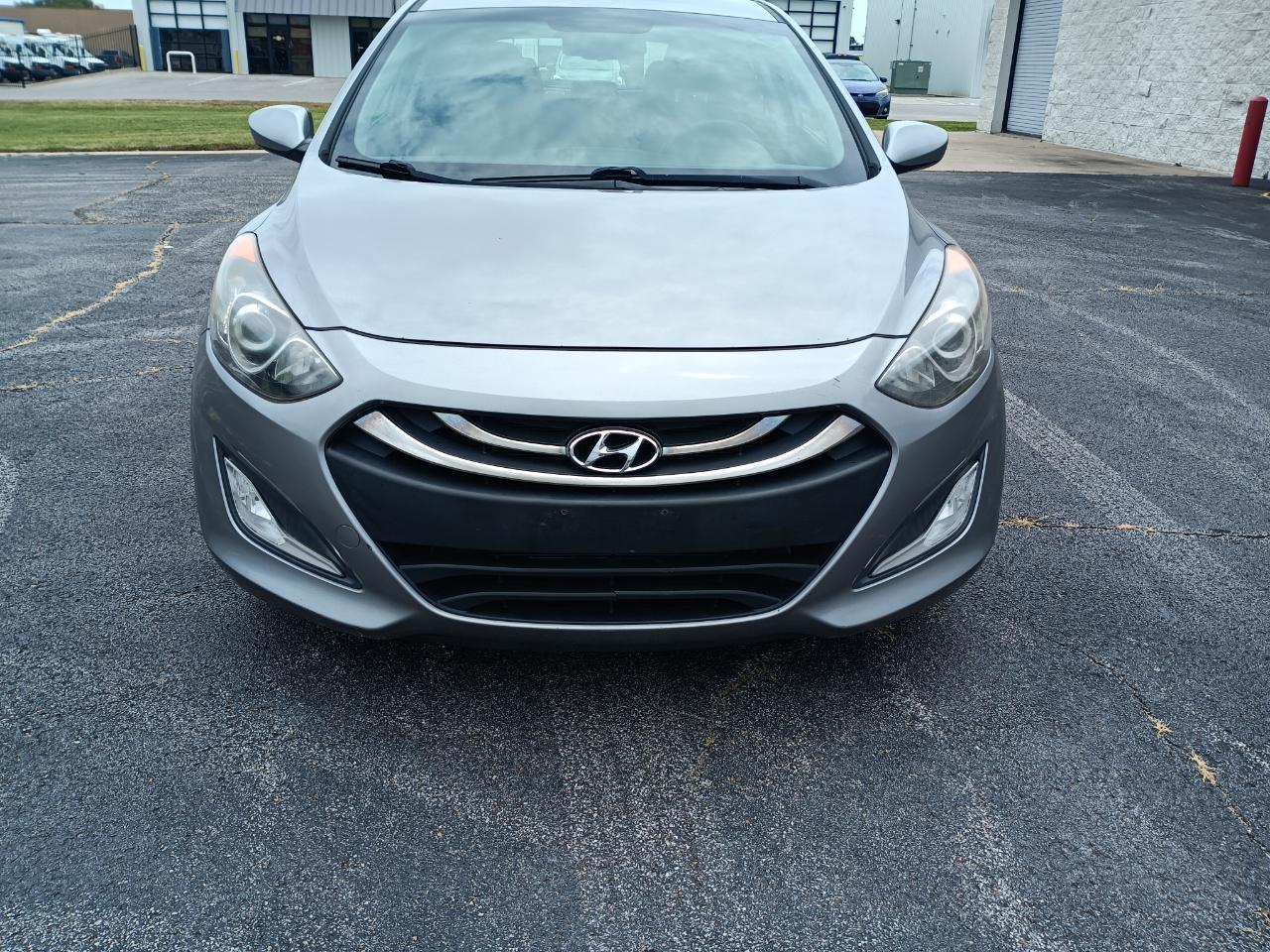 Hyundai Elantra GT A/T 2013