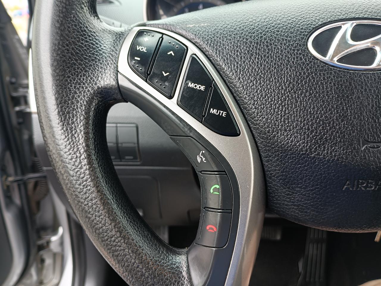Hyundai Elantra GT A/T 2013