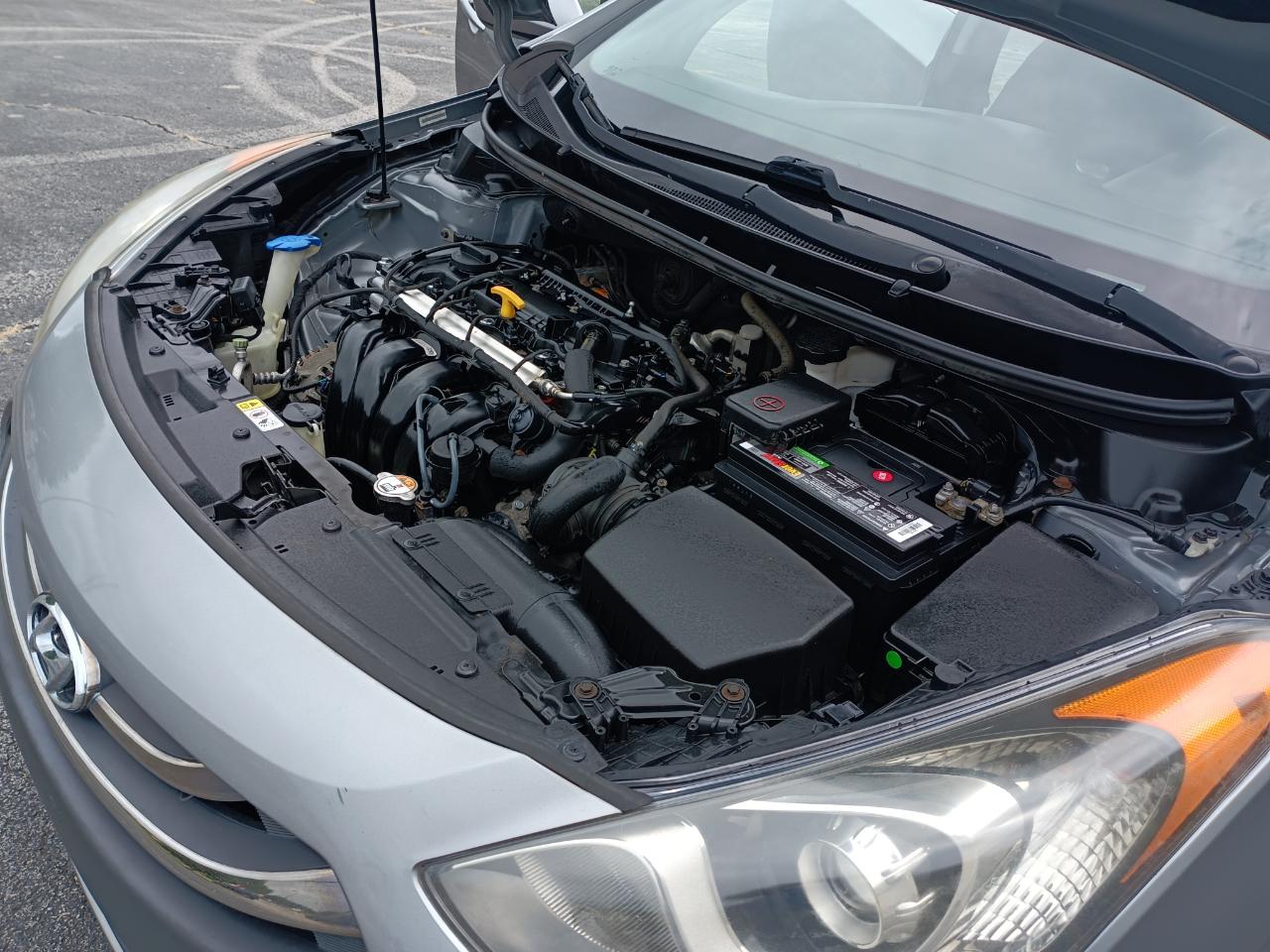 Hyundai Elantra GT A/T 2013
