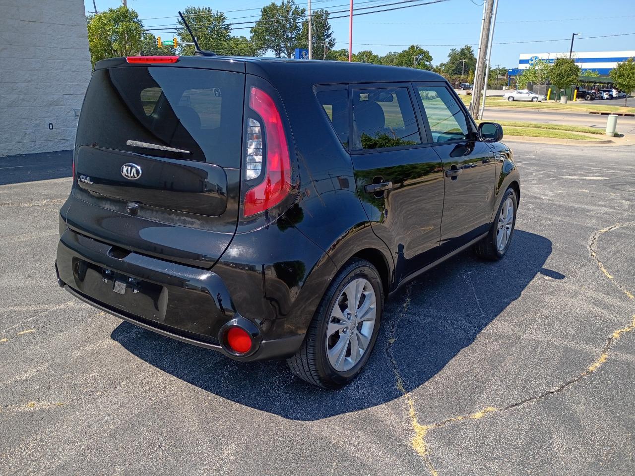 Kia Soul + w/Signature 2.0 Special Edition 2016