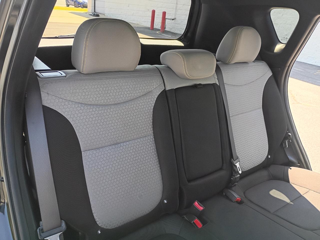 Kia Soul + w/Signature 2.0 Special Edition 2016