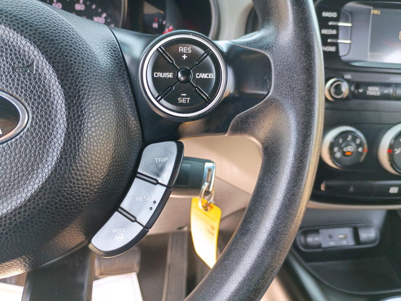 Kia Soul + w/Signature 2.0 Special Edition 2016