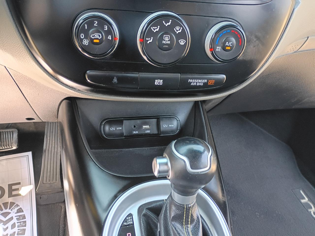 Kia Soul + w/Signature 2.0 Special Edition 2016