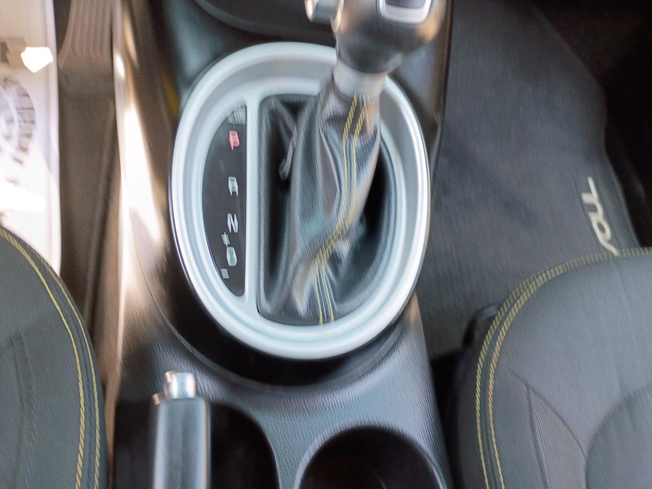 Kia Soul + w/Signature 2.0 Special Edition 2016