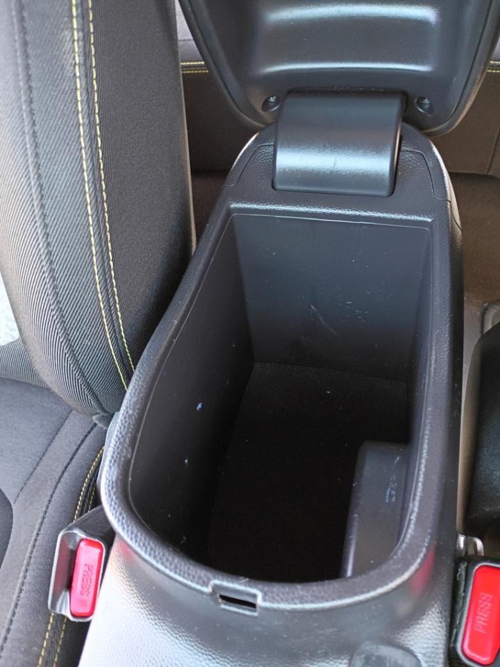 Kia Soul + w/Signature 2.0 Special Edition 2016