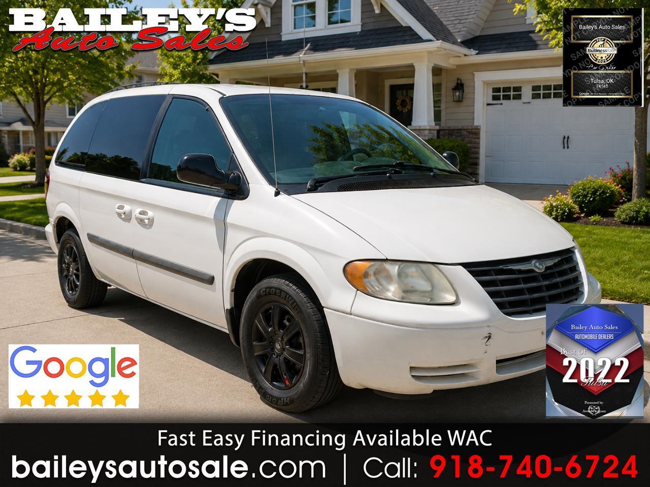 2005 Chrysler Town & Country LX