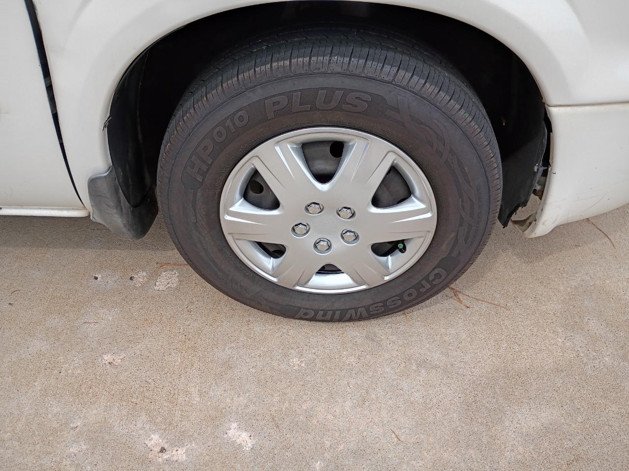 Chrysler Town & Country LX 2005