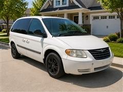 2005 Chrysler Town & Country 