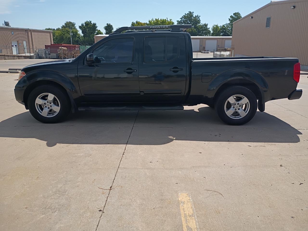 Nissan Frontier LE Crew Cab Long Bed 4WD 2007