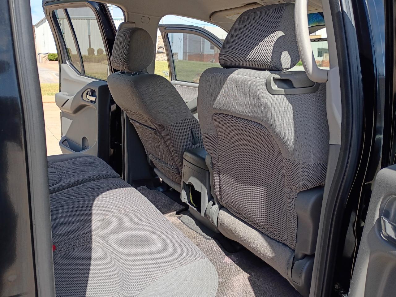 Nissan Frontier LE Crew Cab Long Bed 4WD 2007