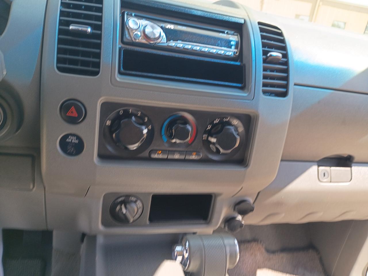 Nissan Frontier LE Crew Cab Long Bed 4WD 2007