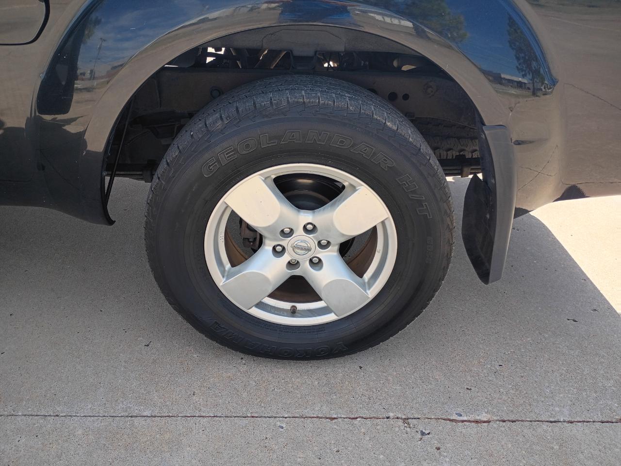 Nissan Frontier LE Crew Cab Long Bed 4WD 2007