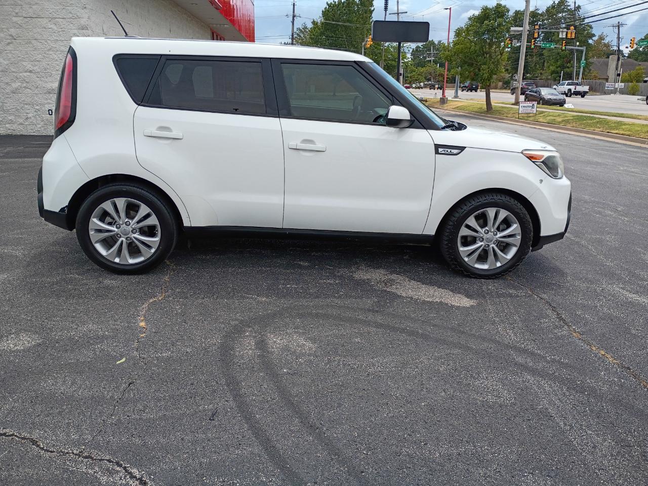 Kia Soul + 2015